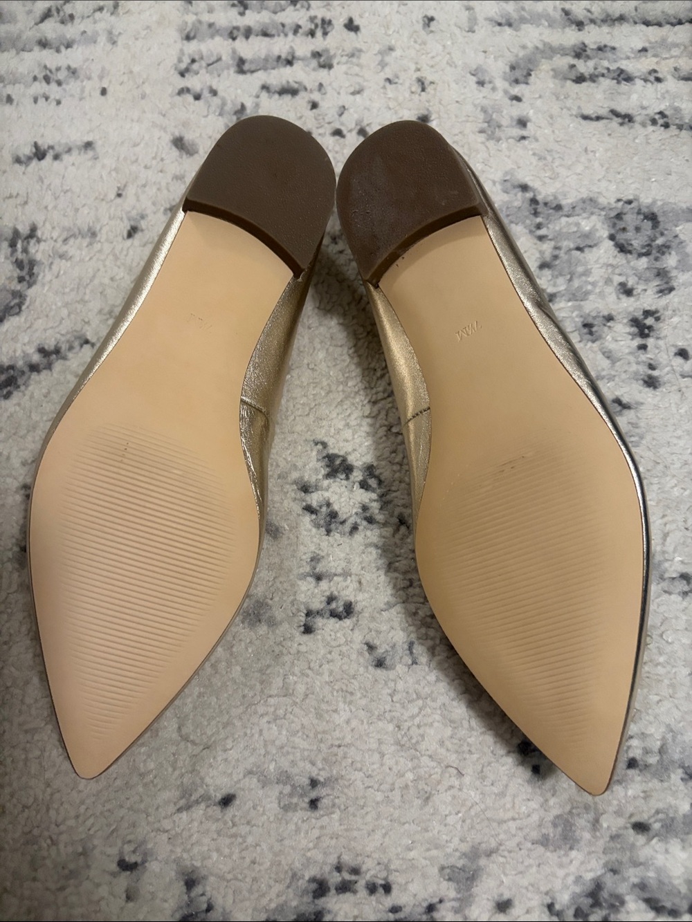 New Talbots Gold Pointed-Toe Bow Ballet Flats SZ 7 1/2 - Picture 5 of 5